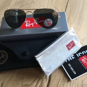 Ray-Ban 3025 NWT Polarized Aviator Sunglasses